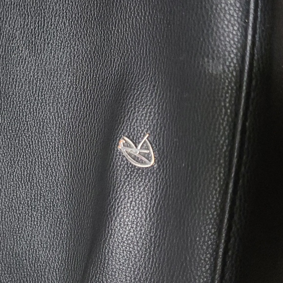 Kate and Alex Cuffaro Italian design handbag black with silver detail - Picture 3 of 9